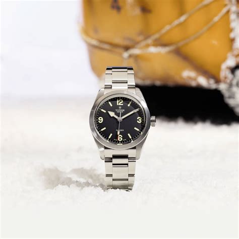 tudor renger|tudor m79950 0001.